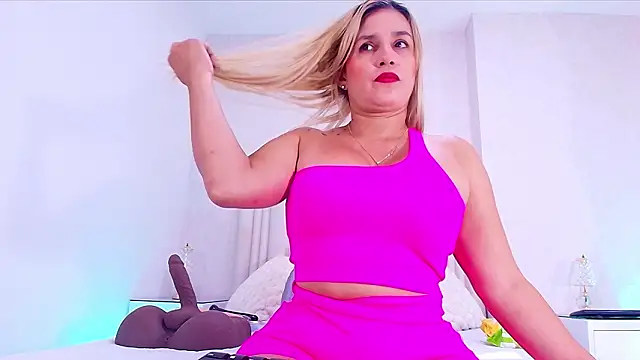  carolina fox online show from 02-12-26, 03:06