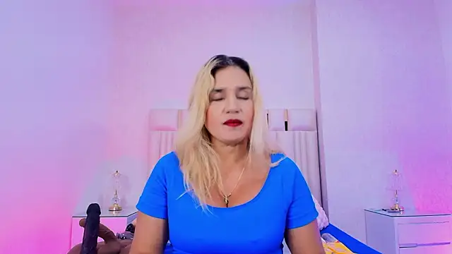  carolina fox online show from 03-03-26, 03:02