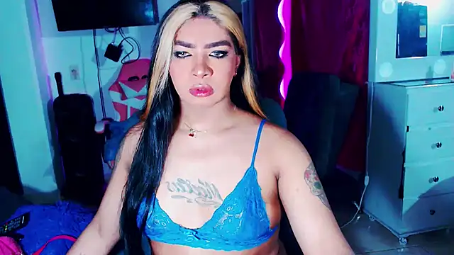 violet bigcock774 online show from 10-27-25, 06:25