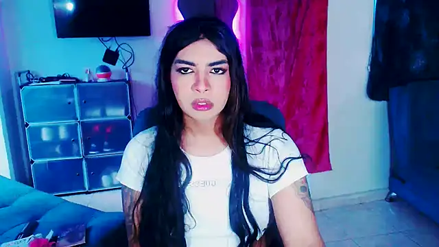 Snapshot of violet_bigcock774 chatting on 05-04-26, 12:52 violet bigcock774 online show from 05-04-26, 12:52