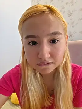 Pinkie Princes online show from 12-04-25, 03:44