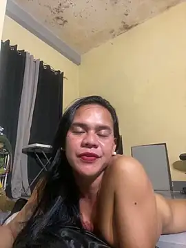 Snapshot of sweetyula chatting on 05-11-26, 10:27 sweetyula online show from 05-11-26, 10:27