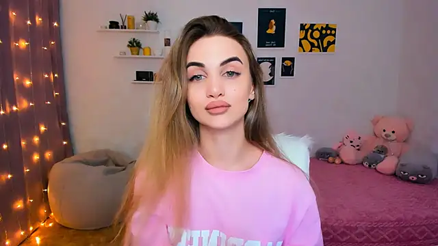 Snapshot of aPieceOfJoy chatting on 01-08-25, 08:07 aPieceOfJoy online show from 01-08-25, 08:07