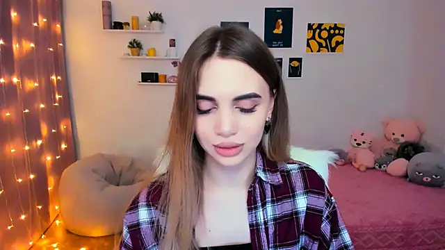 Snapshot of aPieceOfJoy chatting on 02-08-25, 12:17 aPieceOfJoy online show from 02-08-25, 12:17