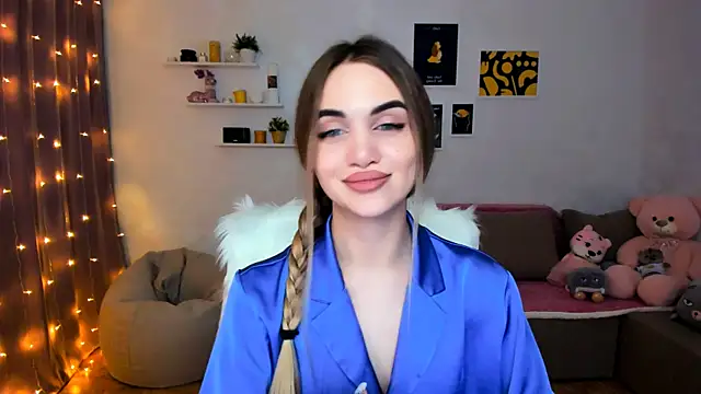 Snapshot of aPieceOfJoy chatting on 12-20-24, 12:08 aPieceOfJoy online show from 12-20-24, 12:08