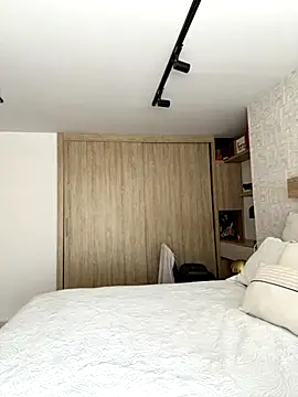 Thescorpionfr online show from 11-25-25, 05:24