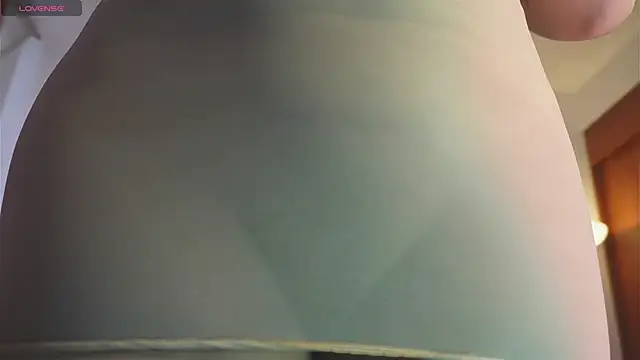 whitneyhot online show from 06-30-26, 11:43