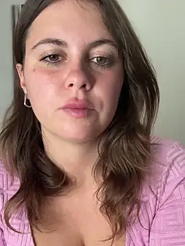 Snapshot of Samantha_official chatting on 02-11-26, 10:48 Samantha official online show from 02-11-26, 10:48