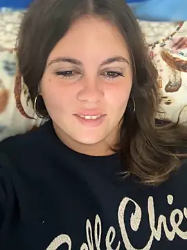 Snapshot of Samantha_official chatting on 04-28-26, 08:30 Samantha official online show from 04-28-26, 08:30