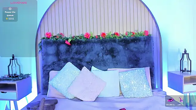 Karlagonzales  online show from 10-23-25, 09:41