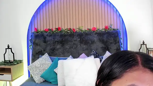 Karlagonzales  online show from 03-10-26, 06:56