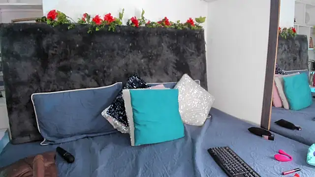 Karlagonzales  online show from 02-20-26, 06:43