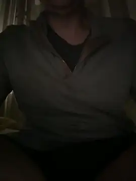 Snapshot of kavani7777 chatting on 03-15-25, 09:09 kavani7777 online show from 03-15-25, 09:09