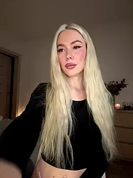 xDinnax online show from 11-15-25, 05:50