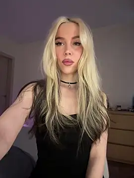 xDinnax online show from 03-21-26, 04:57