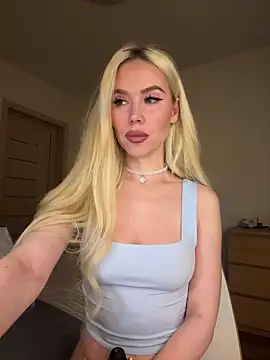 xDinnax online show from 10-29-25, 03:33