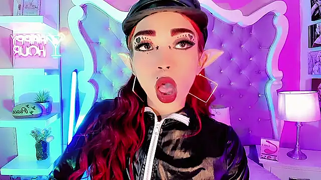 LeyXandrabraz online show from 07-20-26, 08:11
