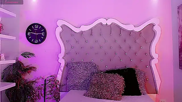 Snapshot of LeyXandrabraz chatting on 02-02-26, 08:08 LeyXandrabraz online show from 02-02-26, 08:08