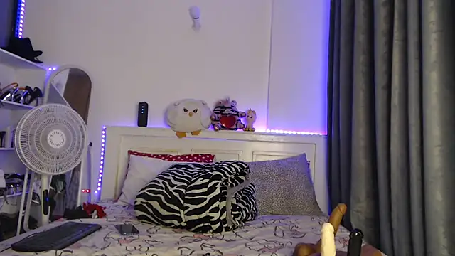 peeky pinky online show from 05-16-26, 01:59