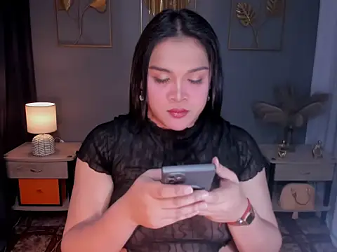 MaxeneCullens online show from 10-07-25, 01:50