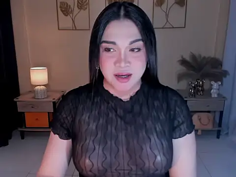 MaxeneCullens online show from 04-22-26, 03:02