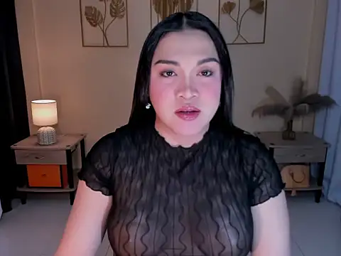 MaxeneCullens online show from 12-15-25, 06:30