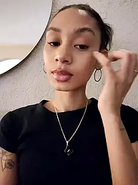 Leaberry online show from 02-23-26, 10:54