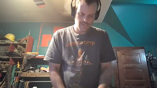 charactrzero online show from 04-11-26, 07:45