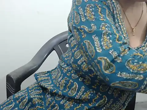 HOT CHILLY online show from 05-05-26, 11:35