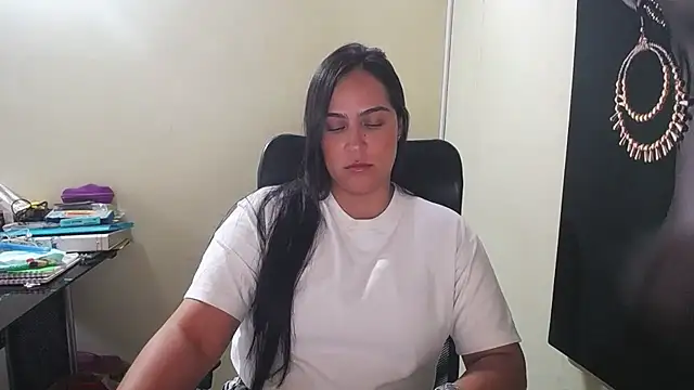 kendall 52 online show from 03-03-26, 02:46