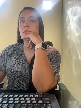 kendall 52 online show from 03-16-26, 02:53