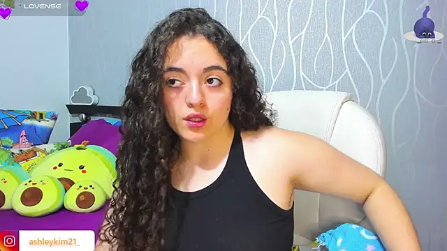 AshleyKim  online show from 12-01-25, 09:48