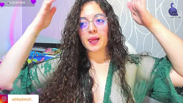 AshleyKim  online show from 02-08-26, 12:19