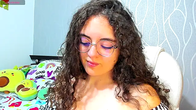 AshleyKim  online show from 10-07-25, 12:00