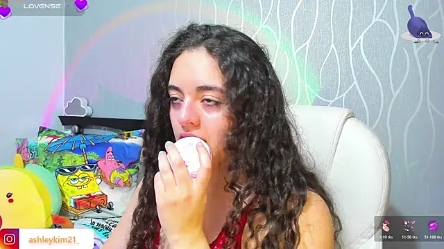 AshleyKim  online show from 11-25-25, 12:11