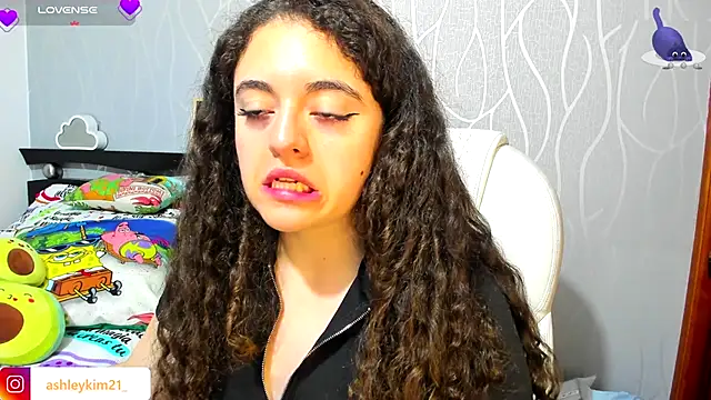 AshleyKim  online show from 11-15-25, 12:25