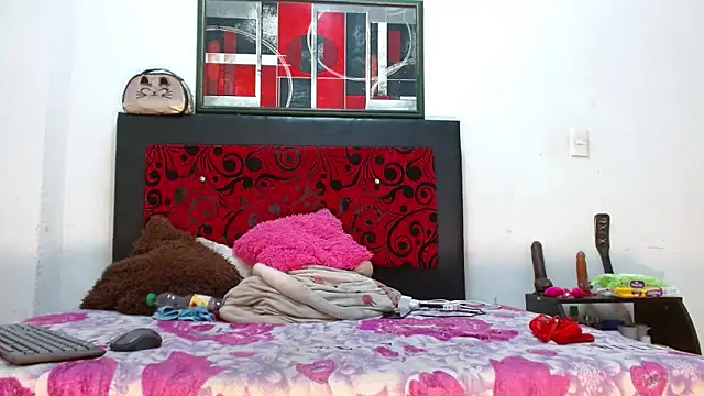 LexiStone  online show from 04-08-26, 02:18