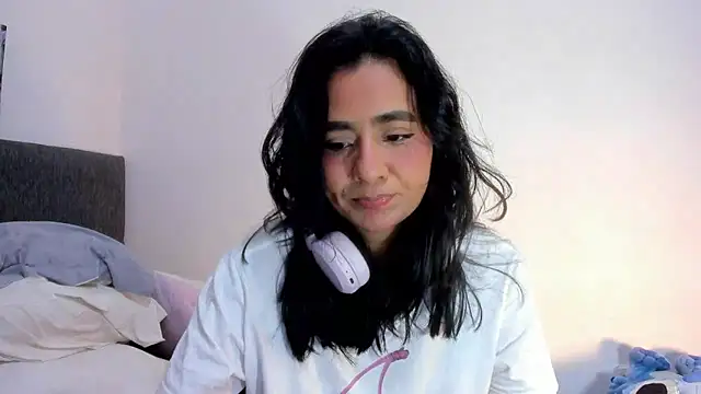 Snapshot of valeryvegas_2 chatting on 05-09-26, 12:47 valeryvegas 2 online show from 05-09-26, 12:47