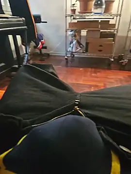 Dolceporco19 online show from 11-20-25, 02:29