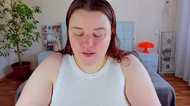 PolinaSalvatore online show from 06-16-26, 02:06