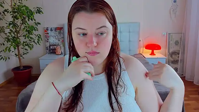PolinaSalvatore online show from 06-18-26, 02:44
