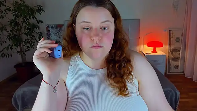 PolinaSalvatore online show from 07-19-26, 08:49
