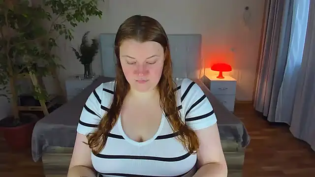 PolinaSalvatore online show from 10-01-25, 02:10