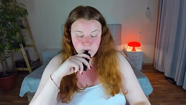 PolinaSalvatore online show from 09-22-25, 04:57