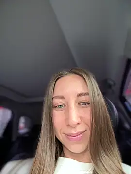 EvaCatt online show from 04-03-26, 03:35