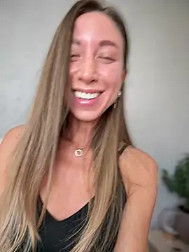 Snapshot of EvaCatt chatting on 07-23-26, 03:15 EvaCatt online show from 07-23-26, 03:15