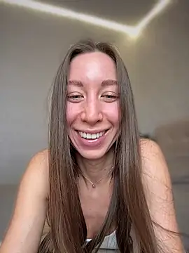 EvaCatt online show from 03-25-26, 03:39