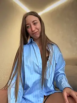 EvaCatt online show from 09-24-25, 03:02