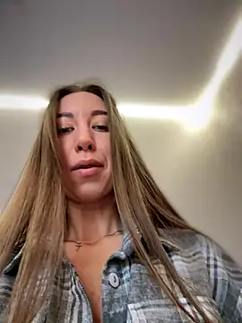 EvaCatt online show from 09-29-25, 03:57