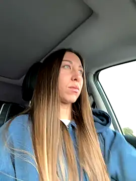 EvaCatt online show from 10-03-25, 02:37